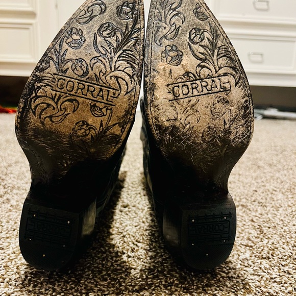 Corral women’s black with full inlay snip toe cowboy boots size 8.5 - Picture 5 of 7